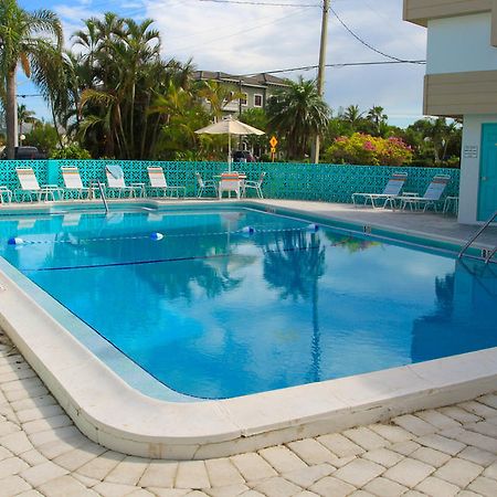 Carousel Beach Inn Fort Myers Beach Buitenkant foto