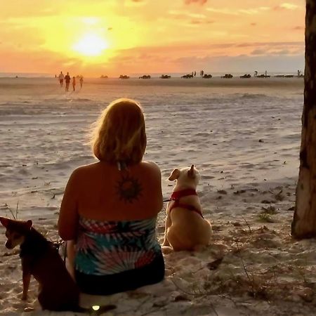 Carousel Beach Inn Fort Myers Beach Buitenkant foto