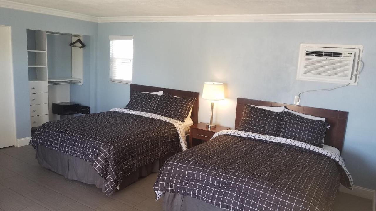 Carousel Beach Inn Fort Myers Beach Buitenkant foto