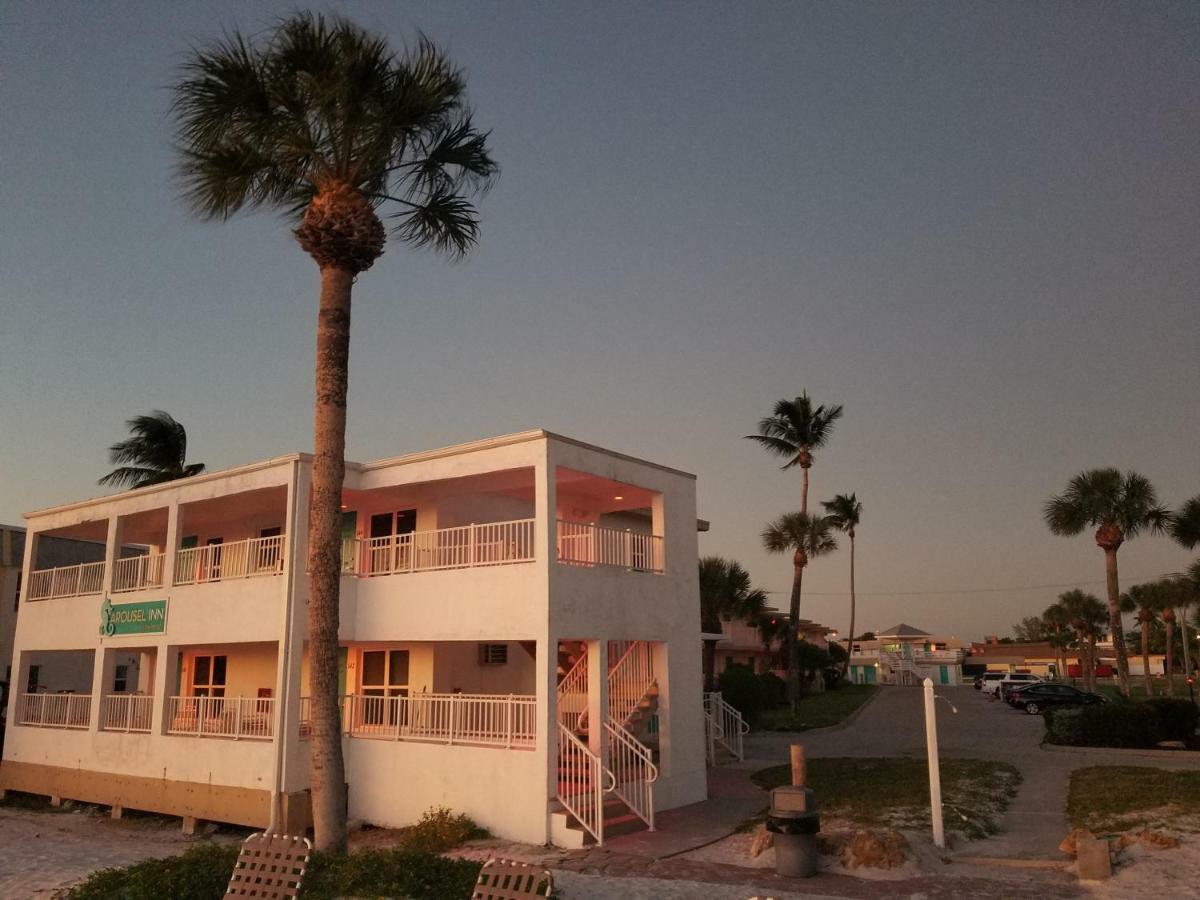 Carousel Beach Inn Fort Myers Beach Buitenkant foto