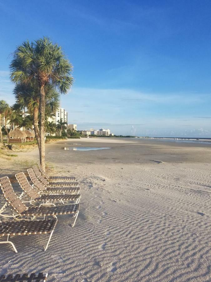 Carousel Beach Inn Fort Myers Beach Buitenkant foto